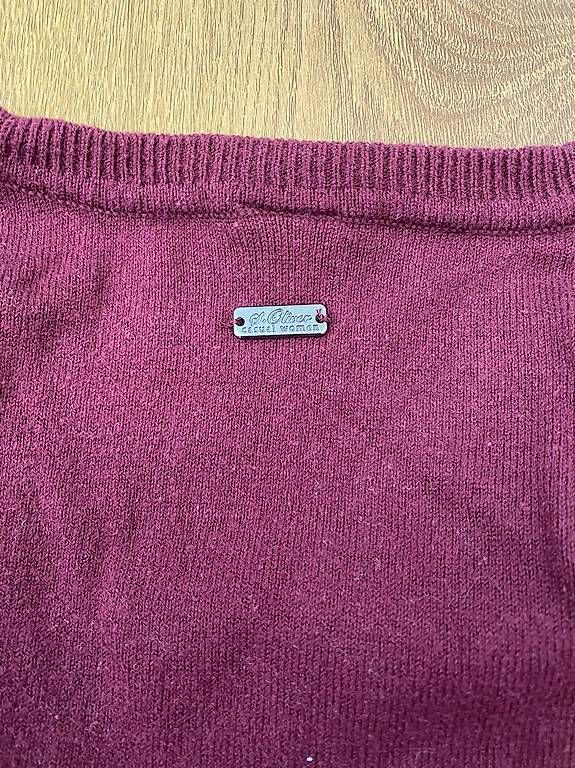 Pulls & Sweat-shirts: BLAUER ROLLKRAGENPULLI / ROTER V-AUSSCHNITT PULLI, GR.S – D'occasion à Alberswil par mina012 3