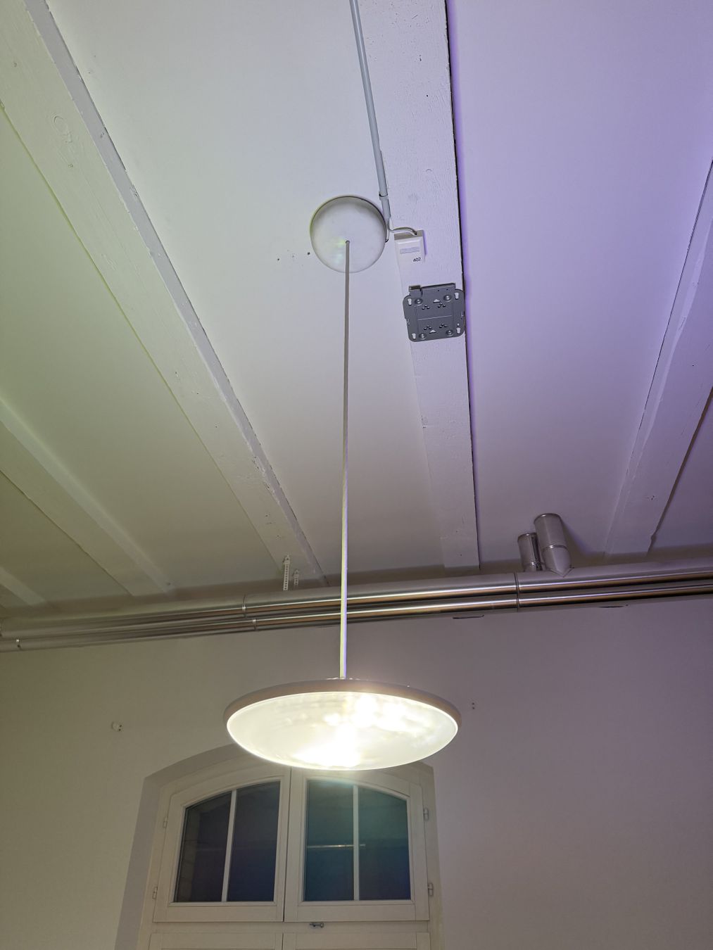 Lampadari & plafoniere: Luke Roberts Smart Lamp Luvo Weiss – Usato da Affoltern am Albis venduto da Zapro 1