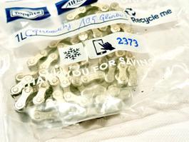CAMPAGNOLO RECORD C9 CHAIN KETTE 105 Glieder neuwertig 2602