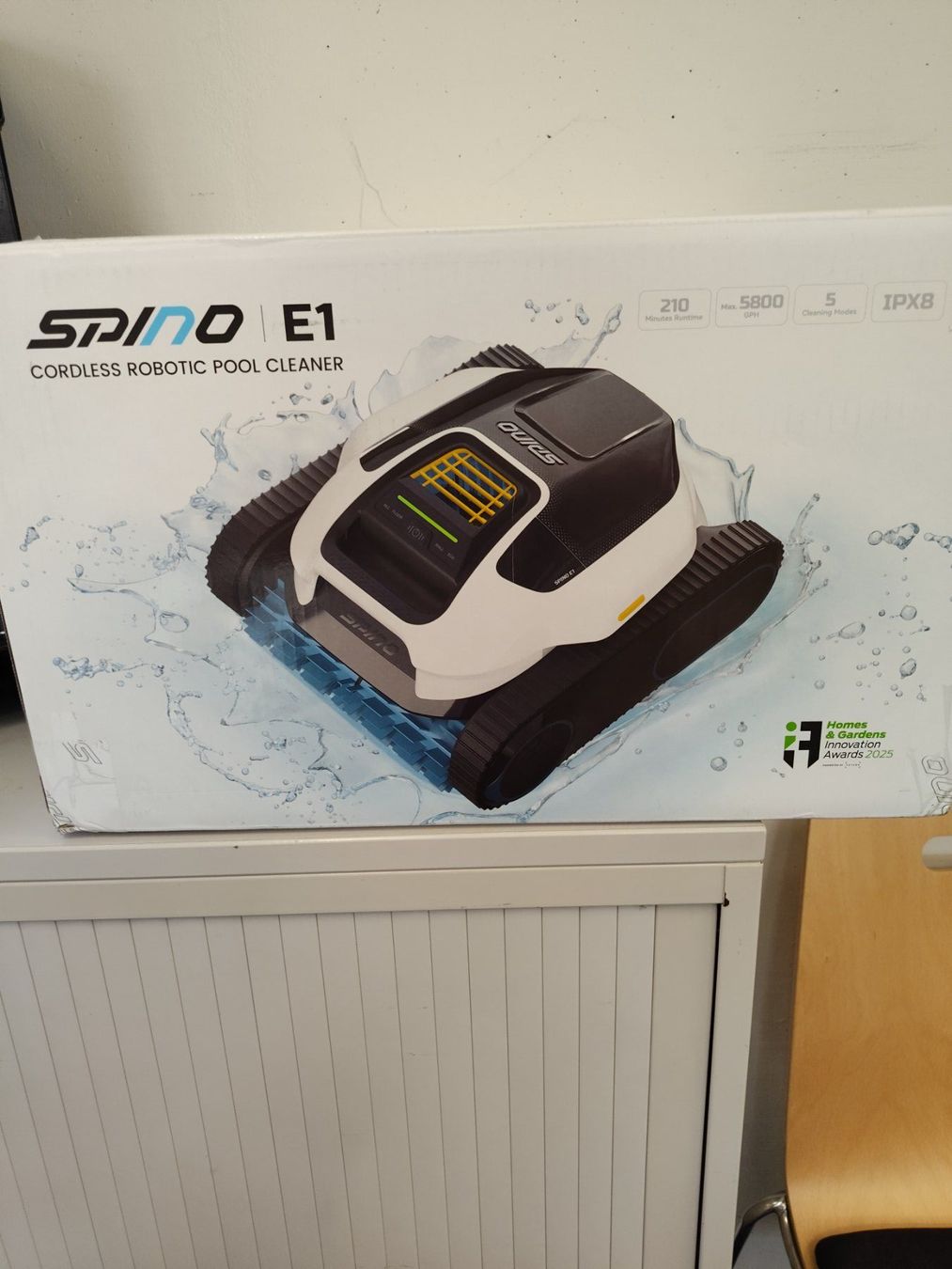Accessoires de piscine: Mammotion - Poolroboter Spino E1 – Neuf avec emballage d'origine à Dällikon par Retouren_Resale