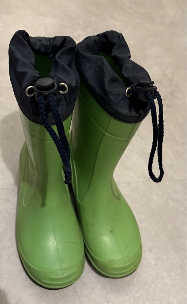 Chaussures garçon: Gummistiefel Grösse 29, NEU – Neuf (Voir description) à Herisau par Kathrin_28