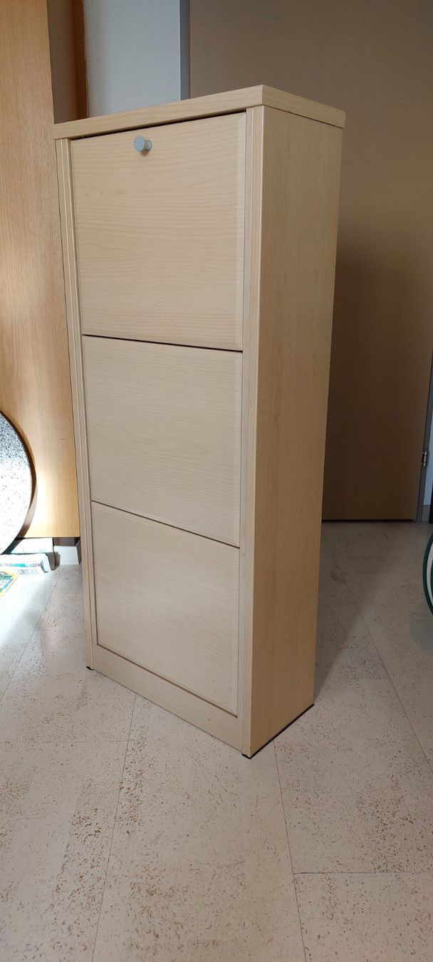 Guardaroba: Schuhschrank – Usato da Horw venduto da Zentral50 3