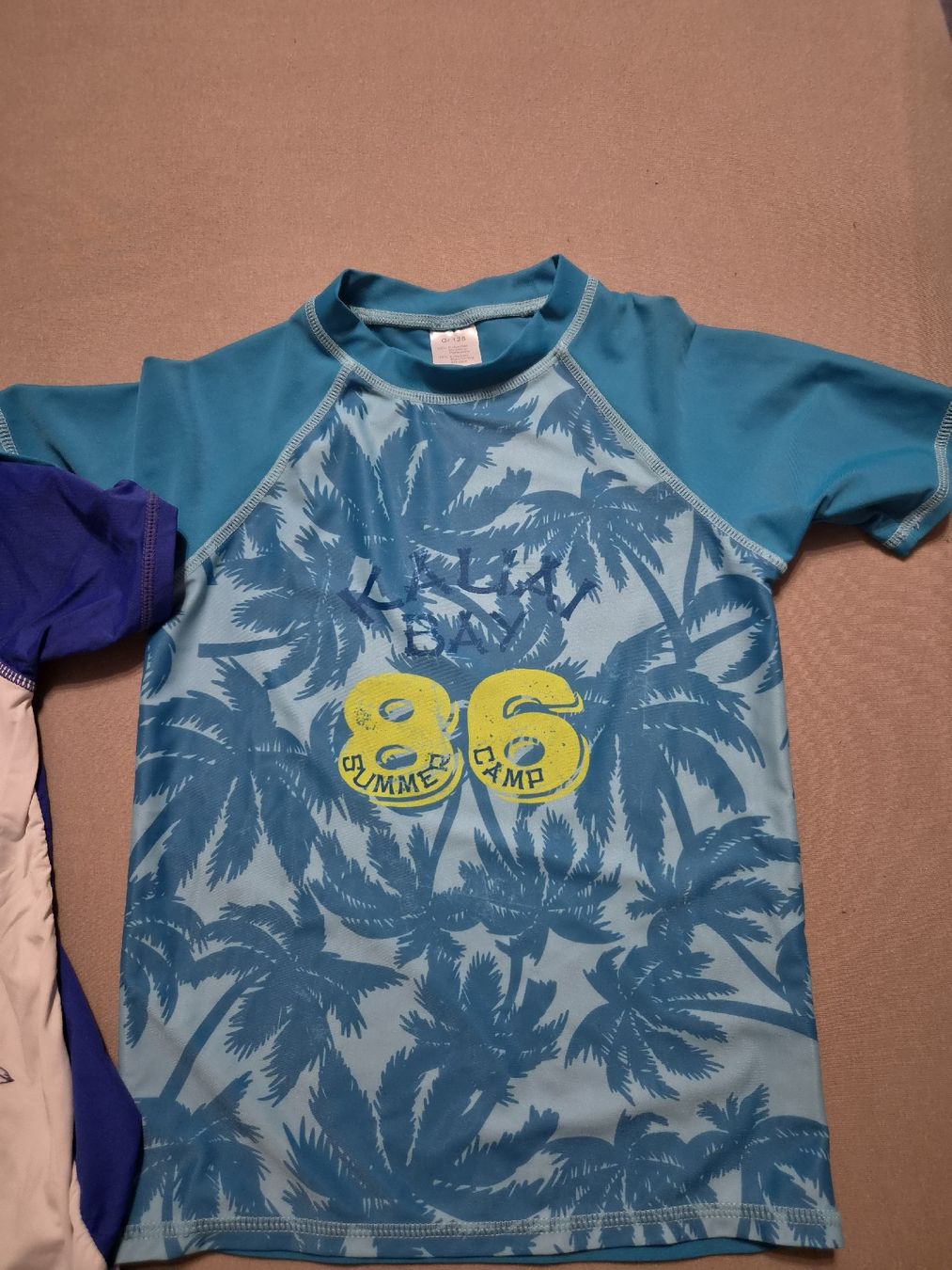 Badehosen: Bade T-Shirts / UV Shirts Grösse 128  – Gebraucht aus Altishofen von tammy05 1