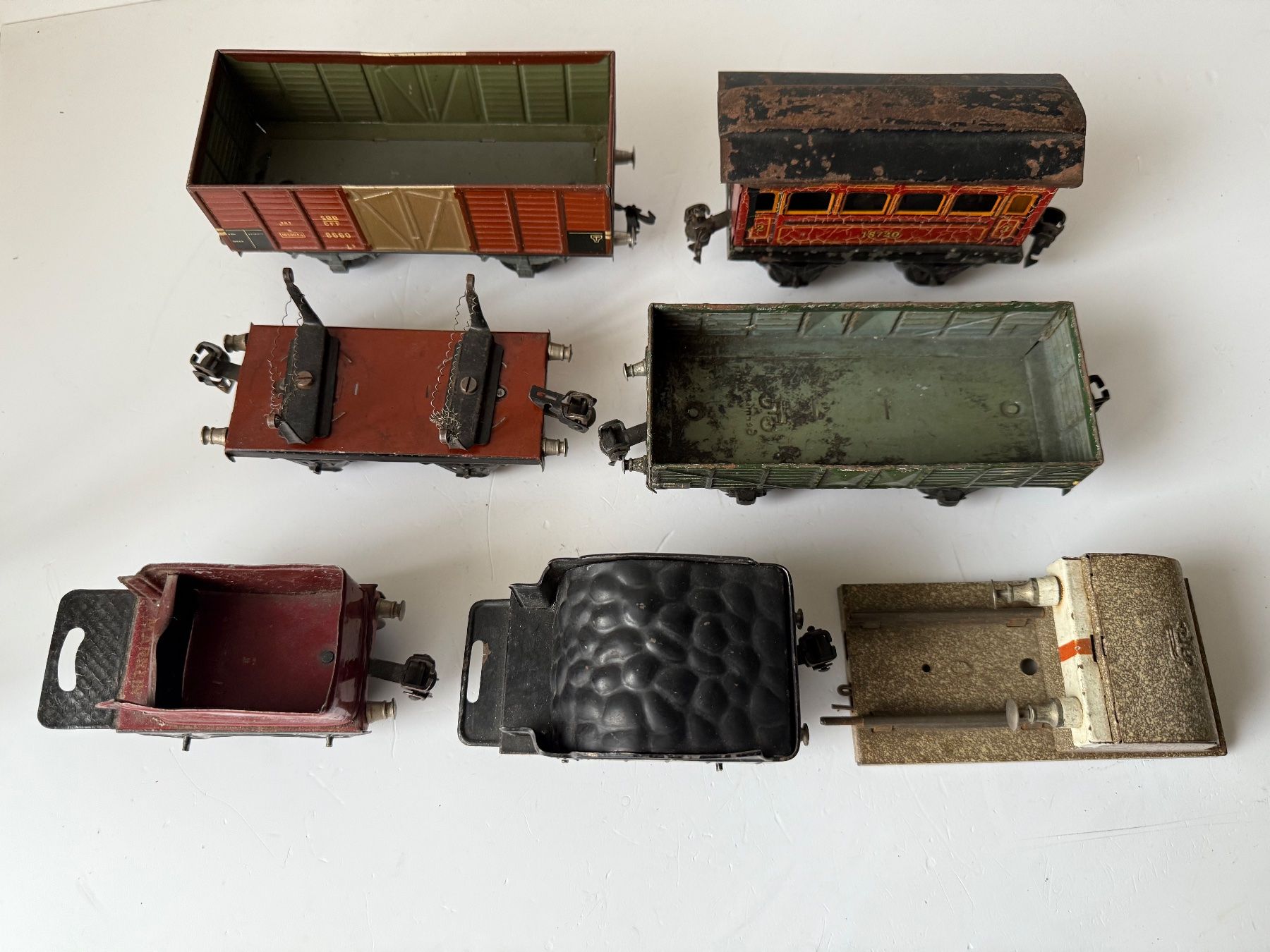 Modelleisenbahnen: Alte Eisenbahnwagons – Gebraucht aus Zwingen von moje1 3