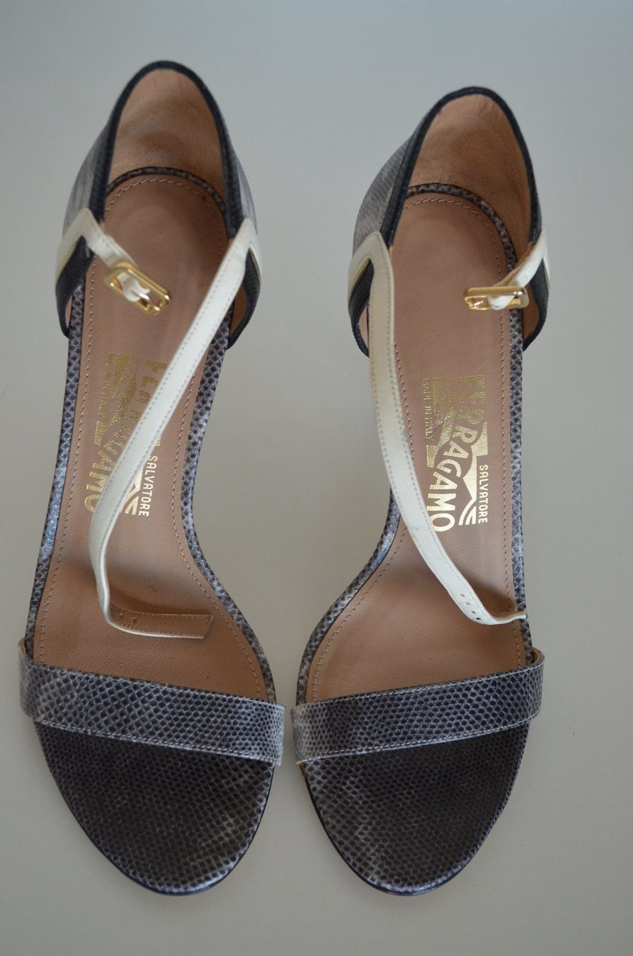 Scarpe da donna: Salvatore Ferragamo Sandalette – Usato da Locarno venduto da DarjaRonco 2