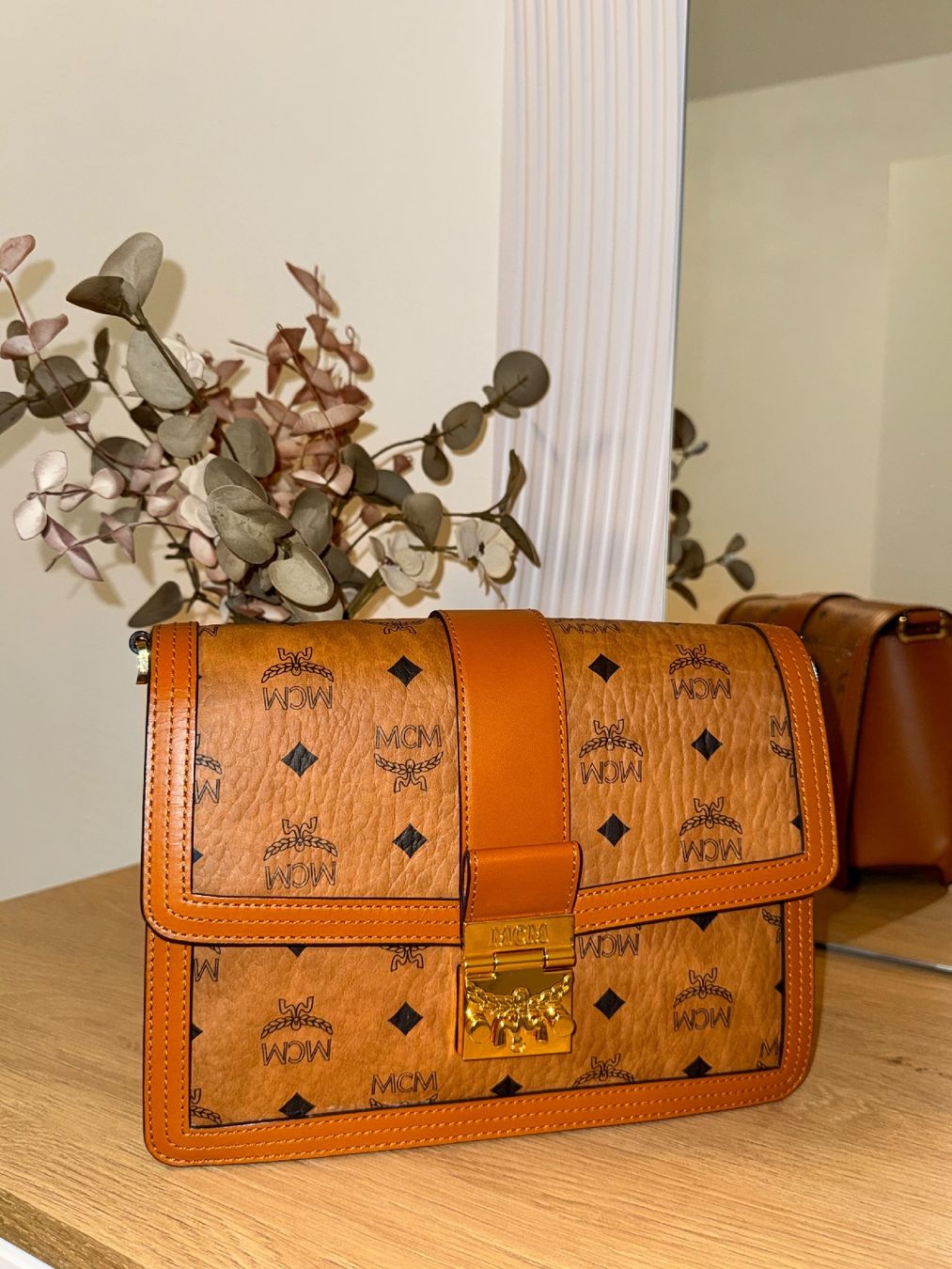 Mcm Taschen für Damen: MCM Damen Tasche cognac monogramm Leder – Neu (gemäss Beschreibung) aus Zürich von kim_xfr8