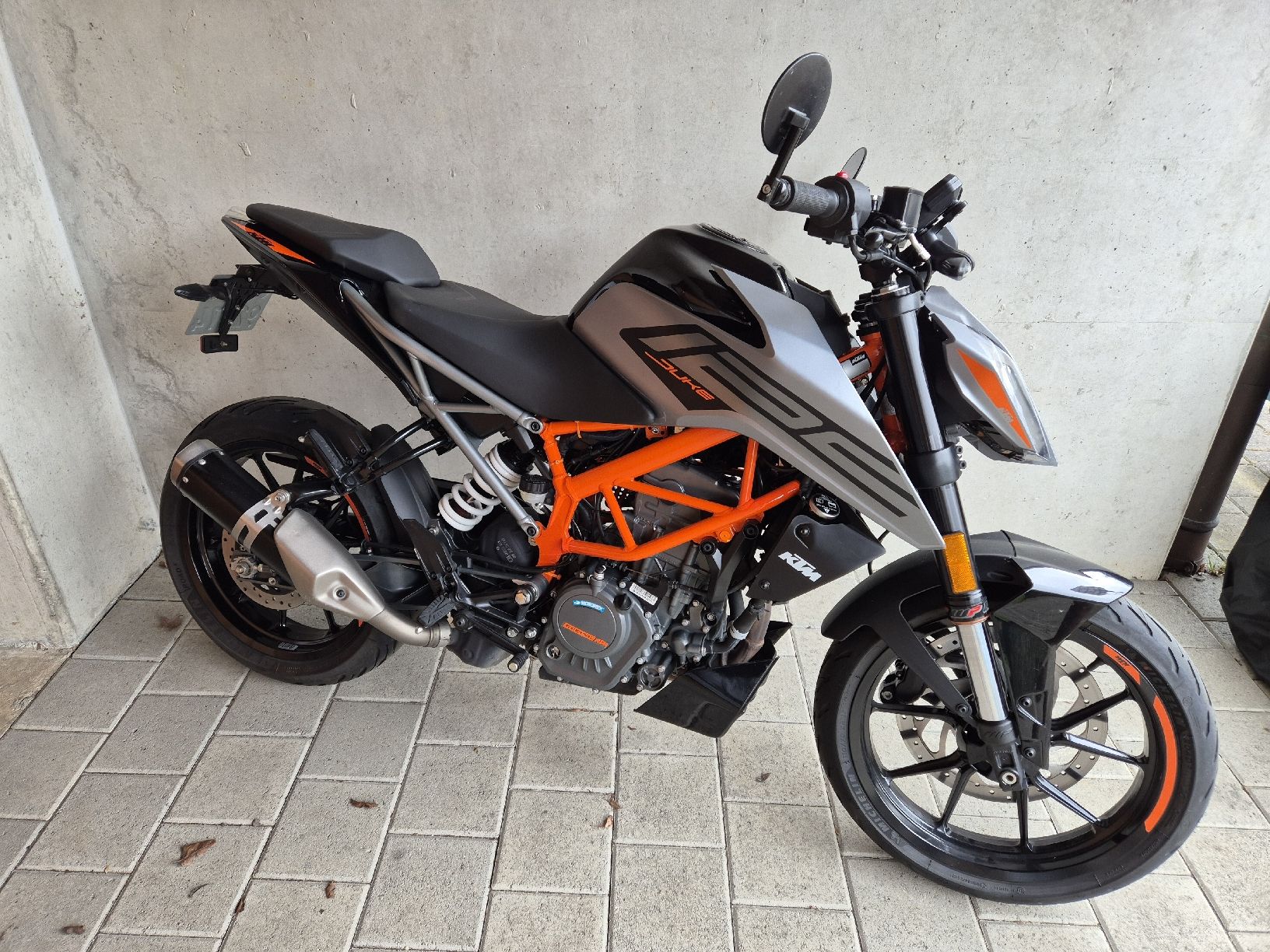 KTM Strada: KTM duke 125 11kw – Usato da Winterthur venduto da akoblet