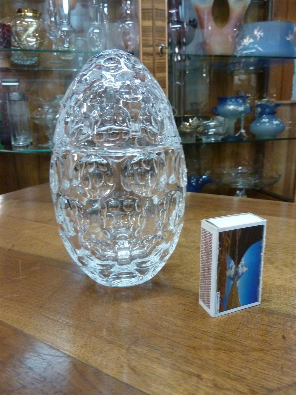 Figurines: Glas Ei, Deckeldose – D'occasion à Bure par 1319