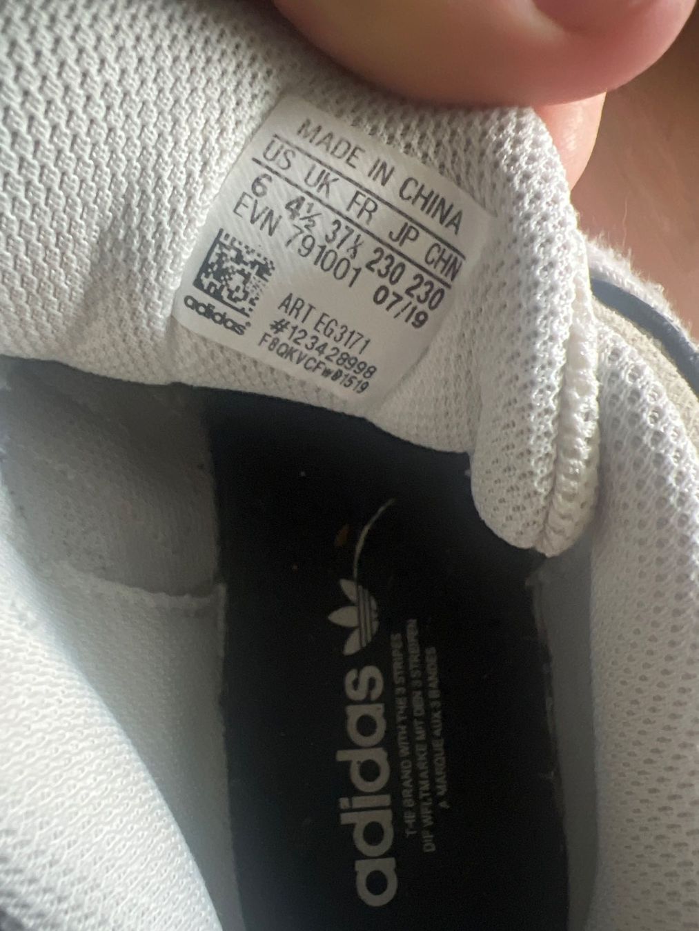 Adidas Scarpe da donna: Adidas Magmur Runner 37 1/3 – Usato da Jona venduto da Sariksa 4