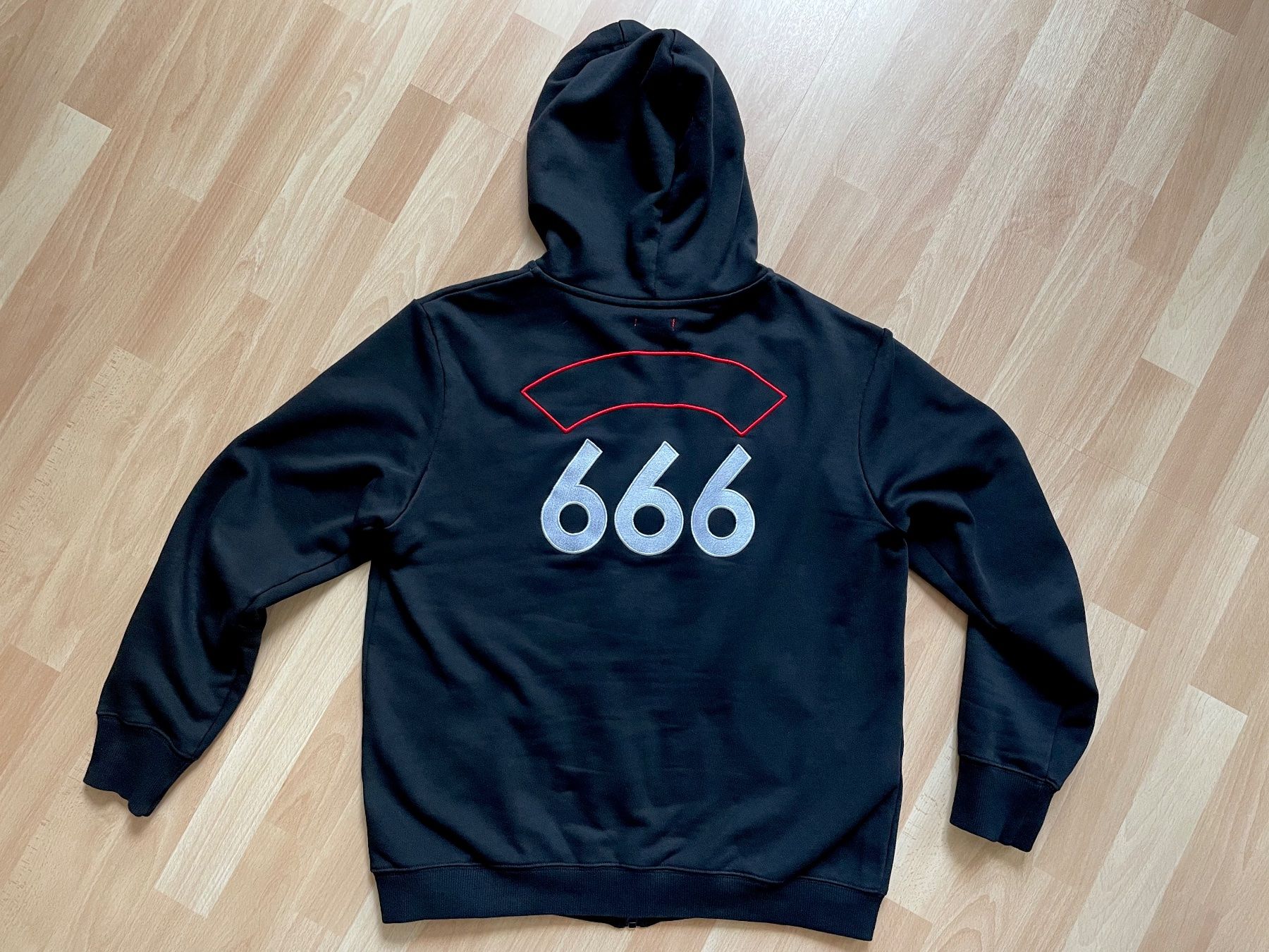 Maglioni & Felpe: Hoodie von CLOT Grösse M/L – Usato da Zürich venduto da cvds 4