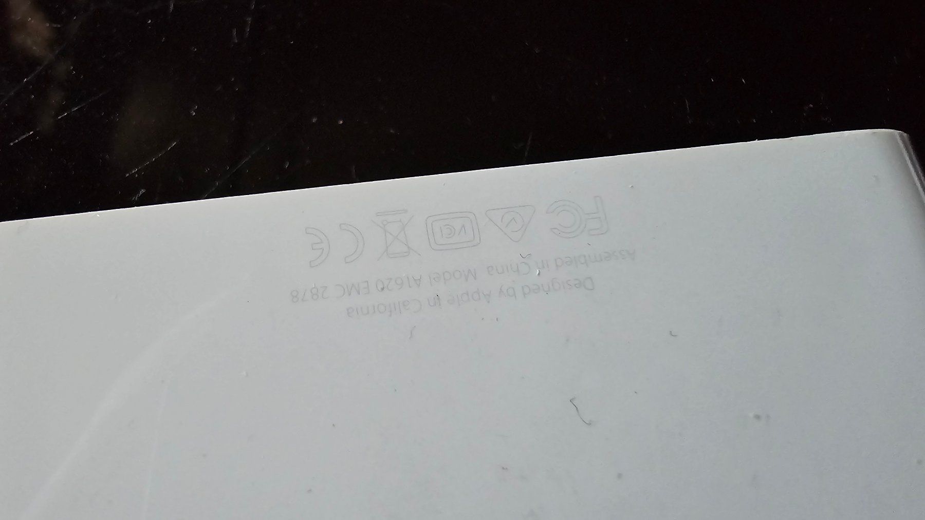 Apple Laufwerke & Adapter: Apple USB/VGA-Adapter – Gebraucht aus Basel von sarah0815 3