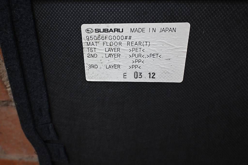 Subaru Tutti pezzi di ricambio auto: Reserverad-Abdeckung Subaru WRX – Usato da Frick venduto da sandro_martin 2