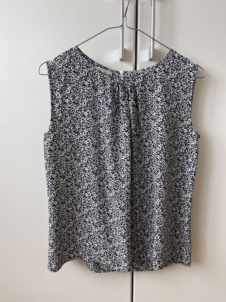 Top: Cinque, Blusentop mit Blumenprint, Gr. S – Usato da Zürich venduto da Kleanthy