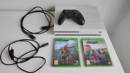 Xbox One S 1 To avec manette officiel Xbox et jeux bon etat