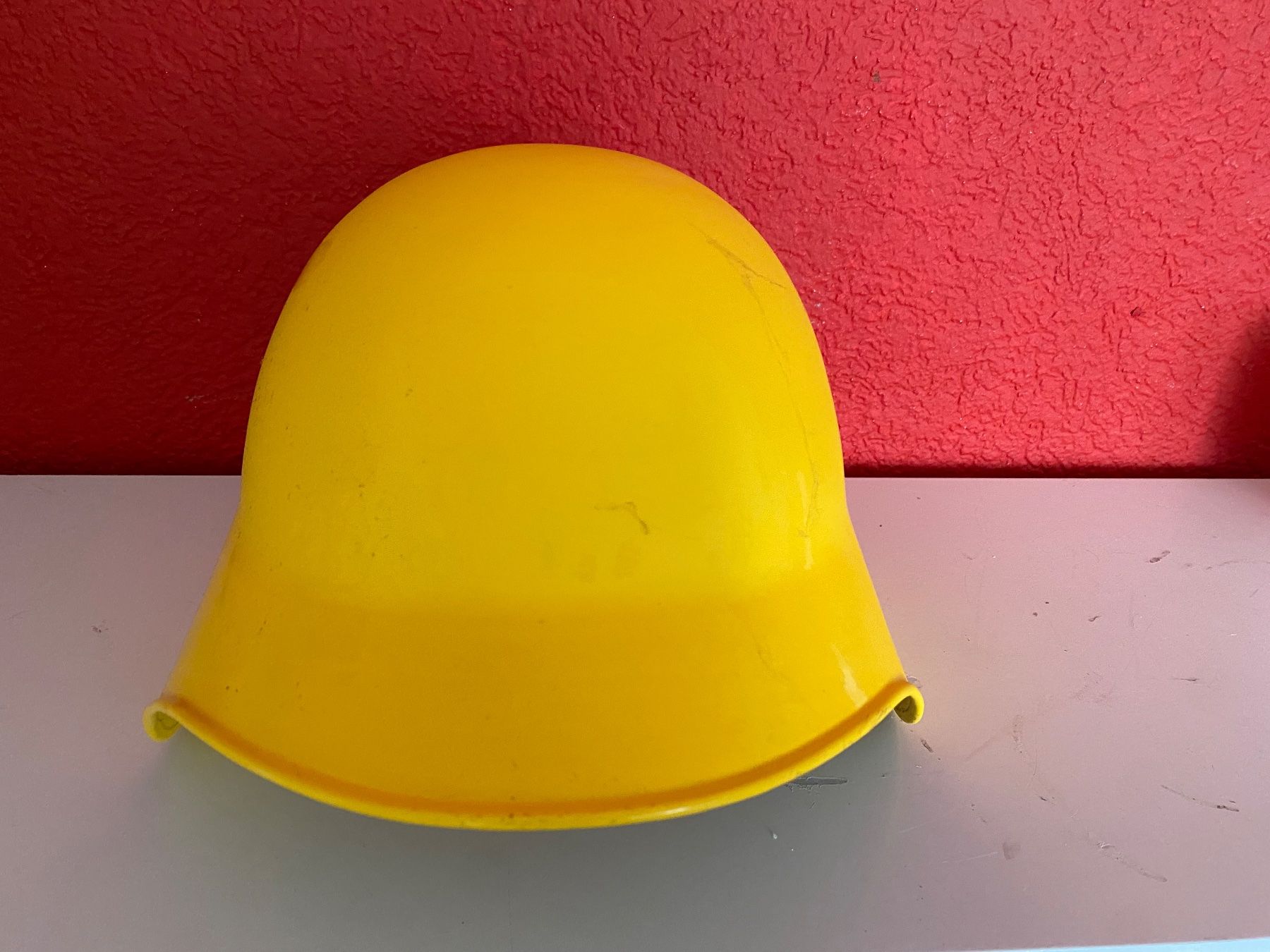 Antike Kleidung & Accessoires: Stahlhelm – Neu und originalverpackt aus Zäziwil von Emlea 3