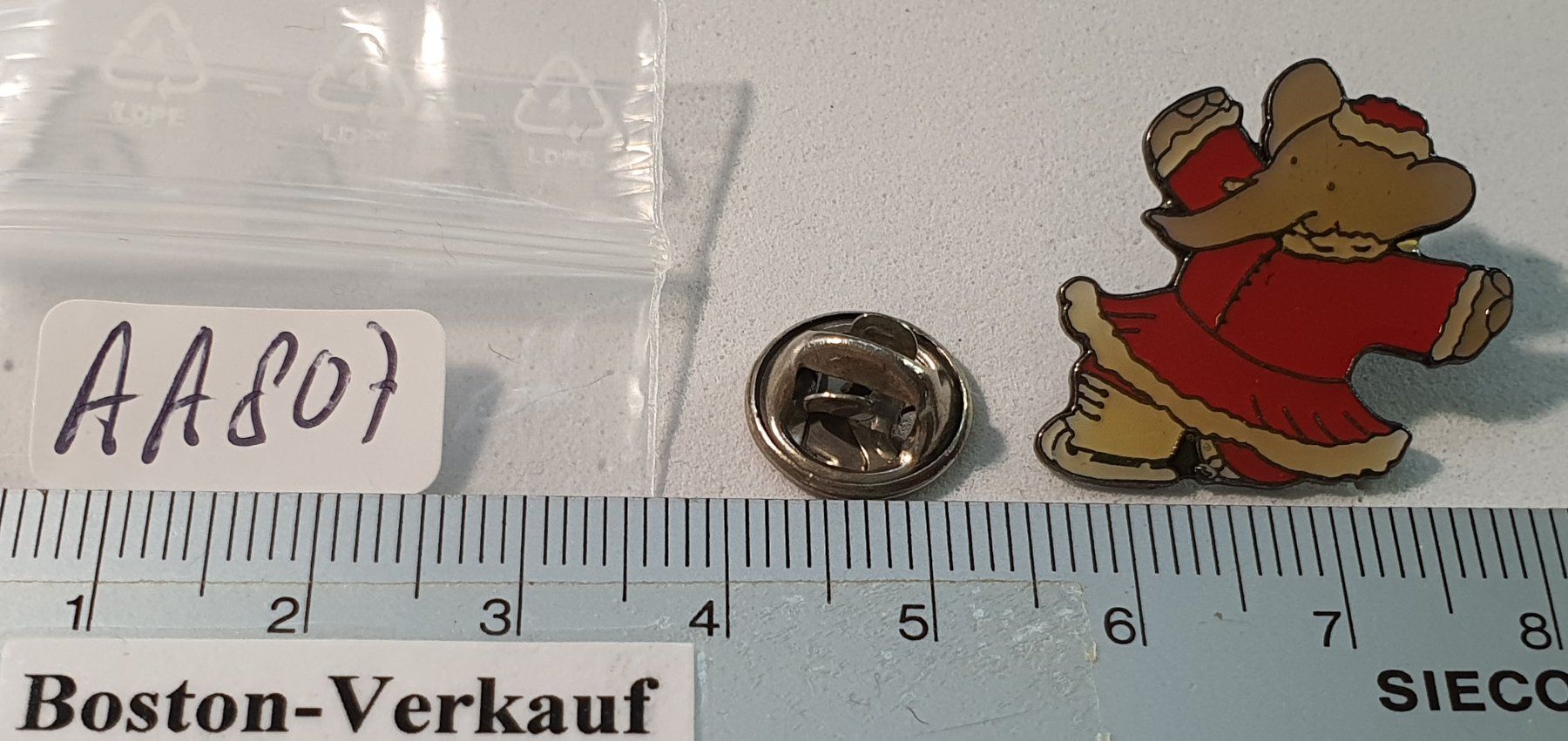 Placchette & Badge: AA807 - Pin Elefant Babar – Usato da Reinach BL venduto da Boston-Verkauf 1