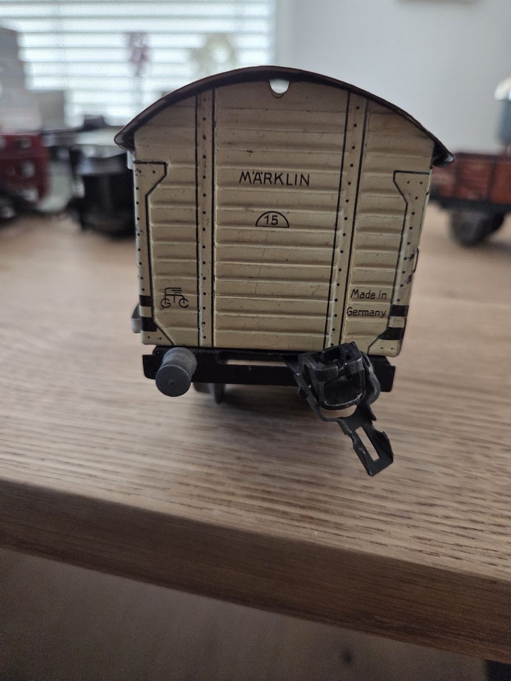 Märklin Modellini di ferrovie: Märklin Güterwagen Gambrinus Blechmodell – Usato da Berikon venduto da TopLok1 4
