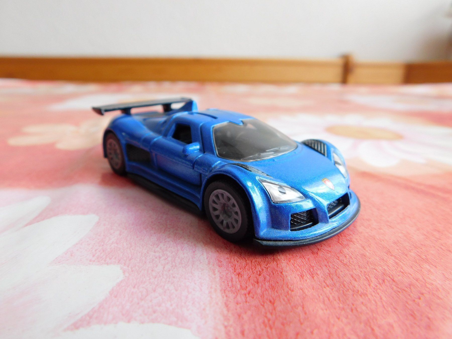 Siku Modellini d'auto: Siku Gumpert Apollo blau – Nuovo (secondo la descrizione) da Strengelbach venduto da Wedi73 2