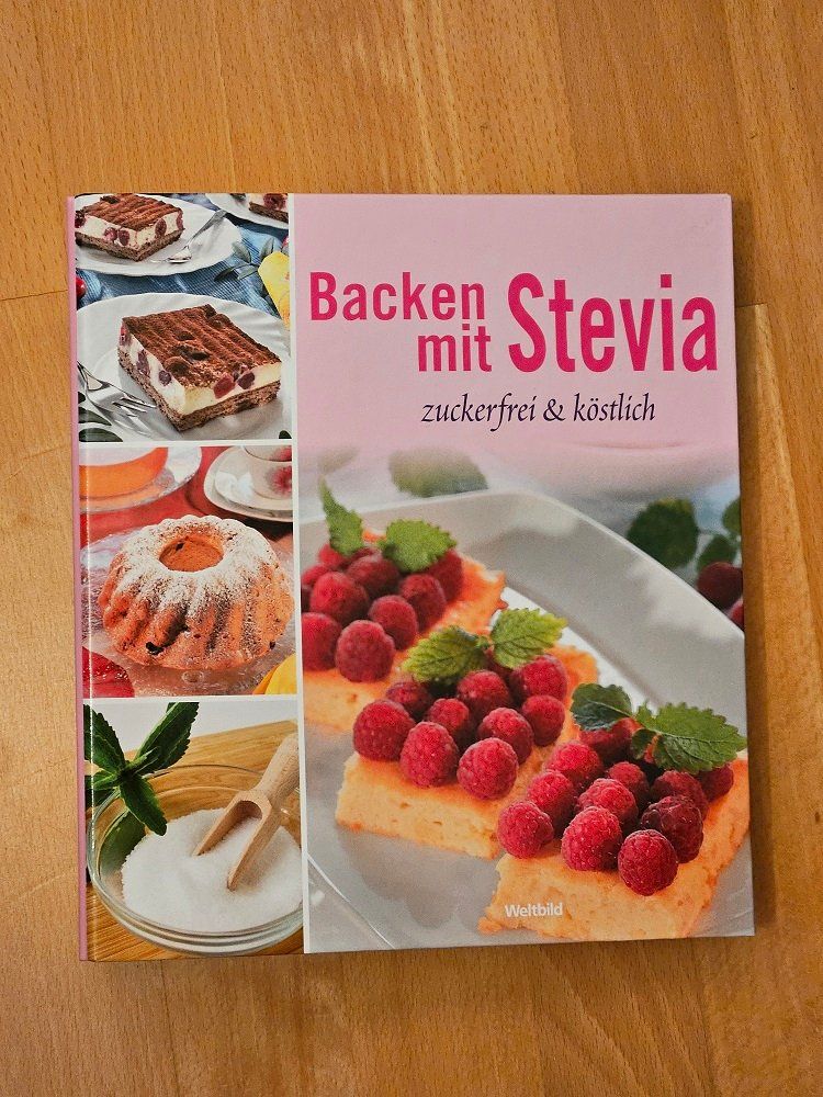 Livres: Neuw. Rezeptordner - Backen mit Stevia – Neuf (Voir description) à Uznach par Laeuffer