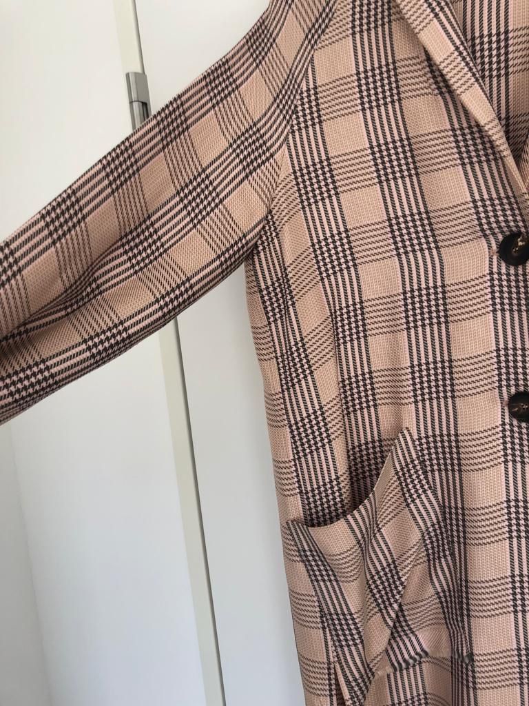 Cappotti: Manteau Antonelli rose 38 – Usato da Genève venduto da Sarahchge 2