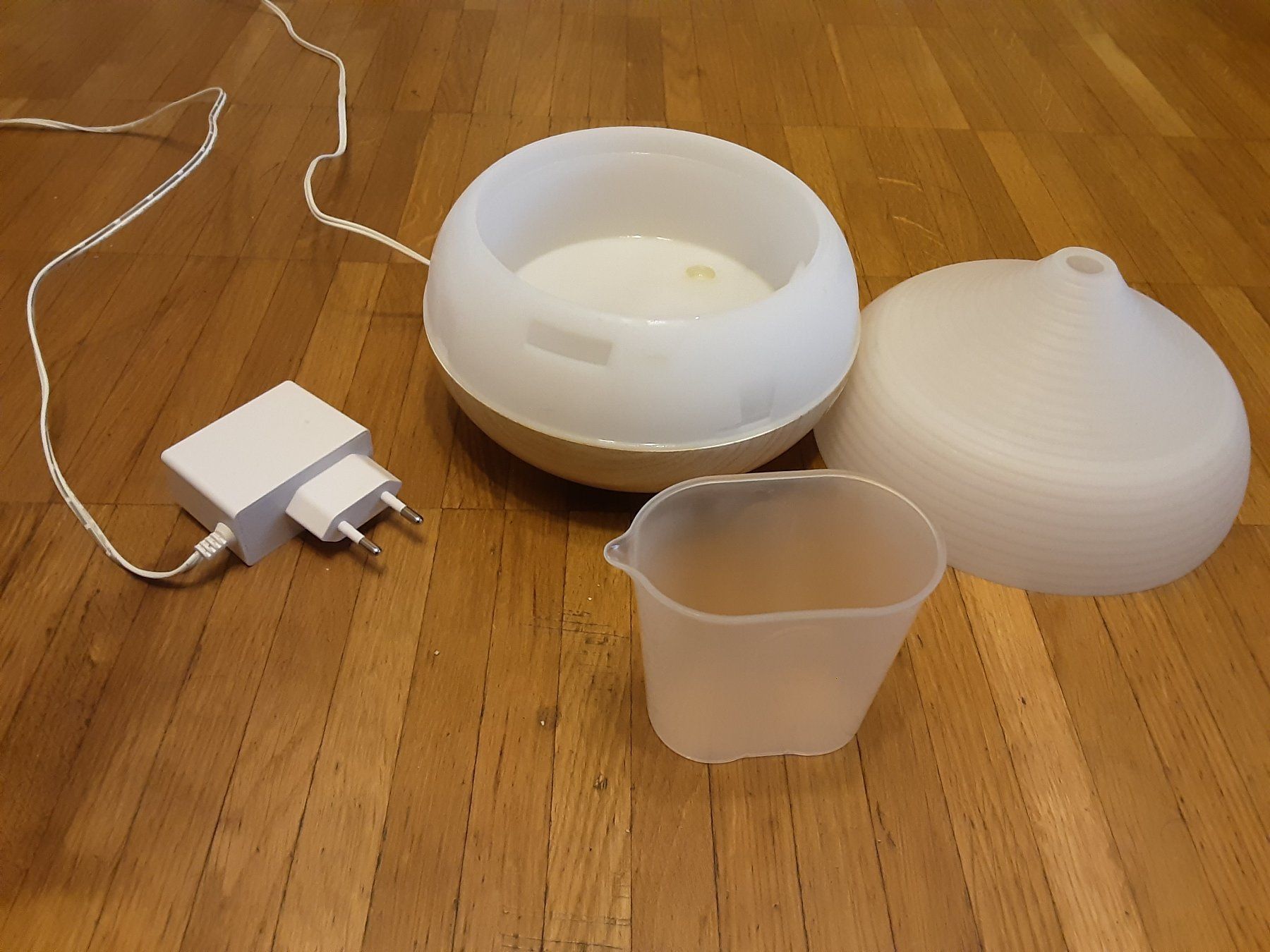 Diffusori di oli essenziali: Diffuser Aroma mit LED-Licht & Holzdesign ab 1 chf – Usato da Fällanden venduto da ninap01 3