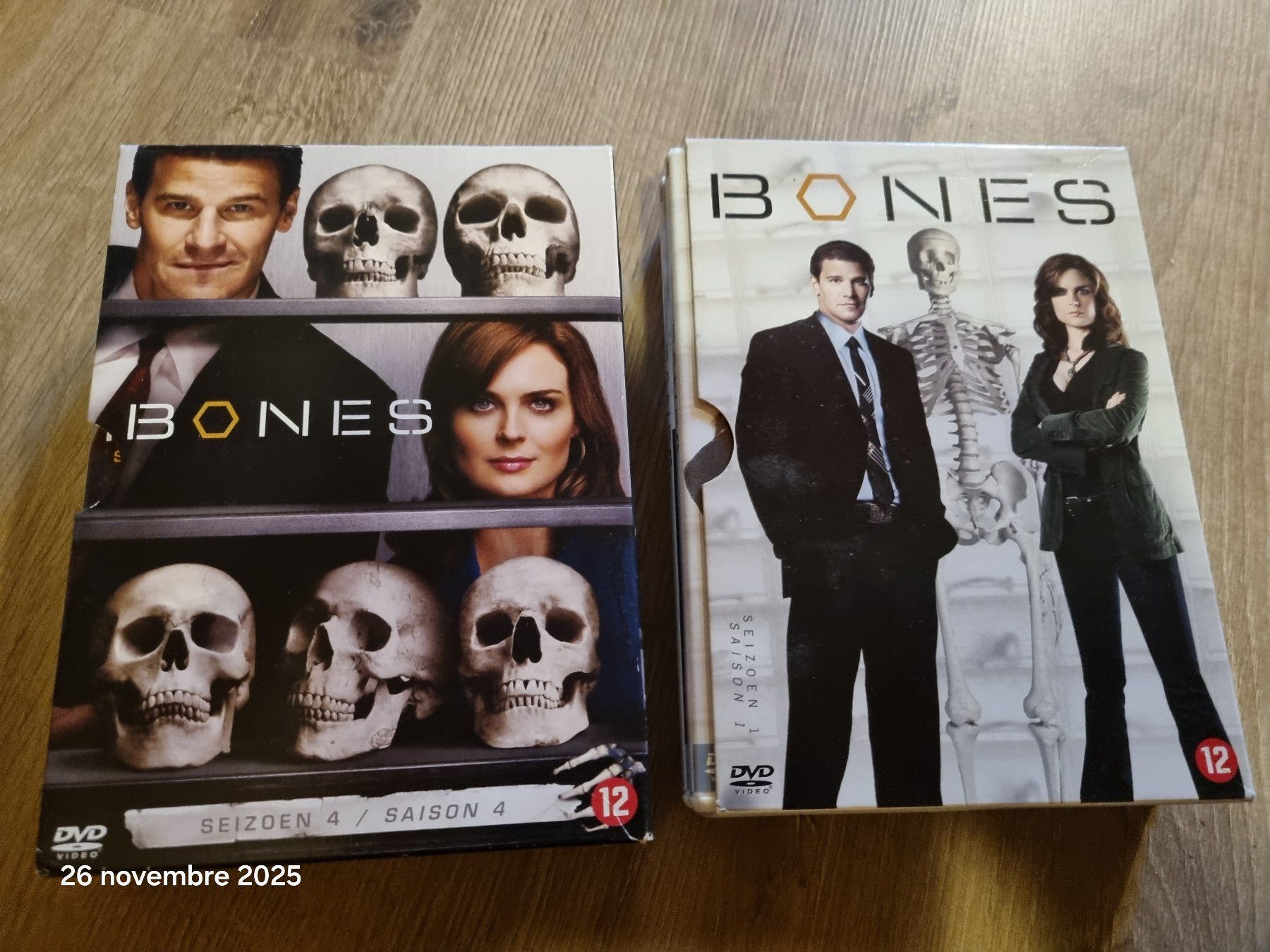 Alle DVDs: Saison 1 et 4 Bones – Gebraucht aus Ependes VD von Oliviermi