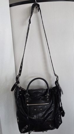 Balenciaga Handtasche Leder Schwarz mit Nieten guter Zustand