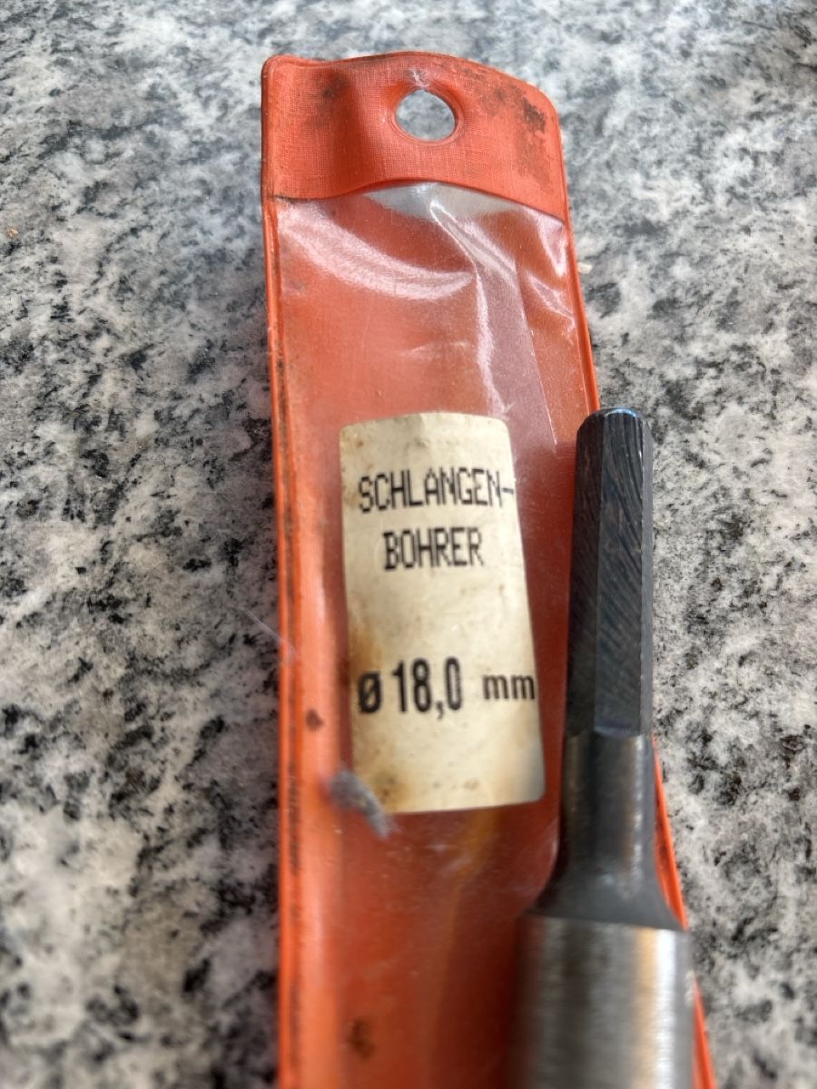 Tutti gli attrezzi: Bohrer / Schlangenbohrer 20 cm lang – Usato da Horw venduto da Horberli 1