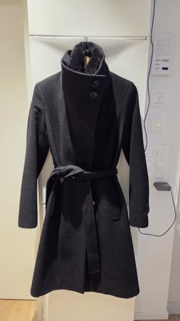 Wollmantel Damen Gr. 38 / M – schwarz, Kunstfellkragen