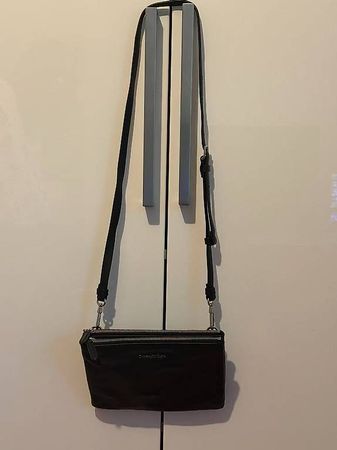 Ermenegildo Zegna UNISEX Umhängetasche Leder Schwarz