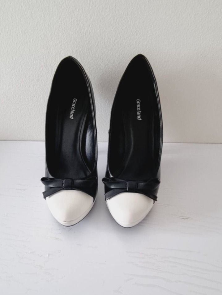 Graceland Scarpe da donna: Woman heel shoes – Nuovo (secondo la descrizione) da Mendrisio venduto da ann_d9pf