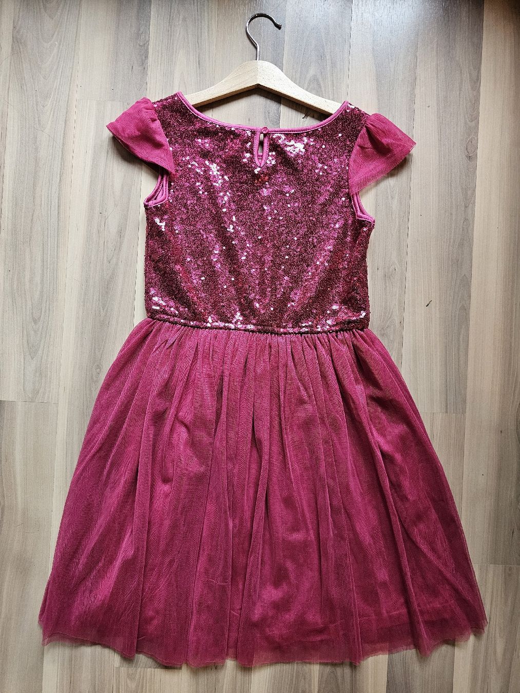 Vestiti & Gonne: Mädchenkleid Gr. 146 – Usato da Jaun venduto da astix 1