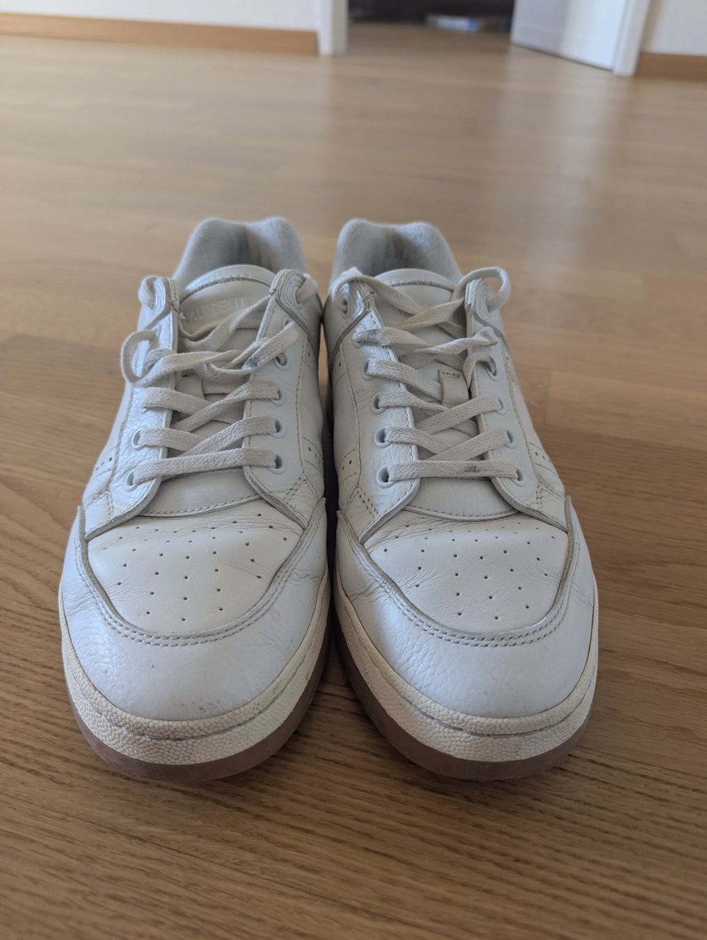 Saint Laurent Damenschuhe: Saint Laurent SL61 Sneaker, Weiss, Gr. 40 – Gebraucht aus Basel von ili_j29z 5