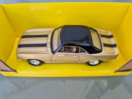 Chevrolet Camaro 1967 1:43 von Road signature.
