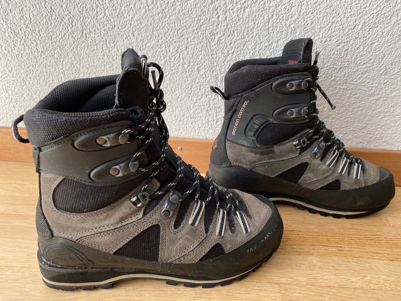 Mammut Scarpe da uomo: Mammut Gore-Tex Bergschuhe UK6.5/US7.5 – Usato da Bern venduto da dantheb 3