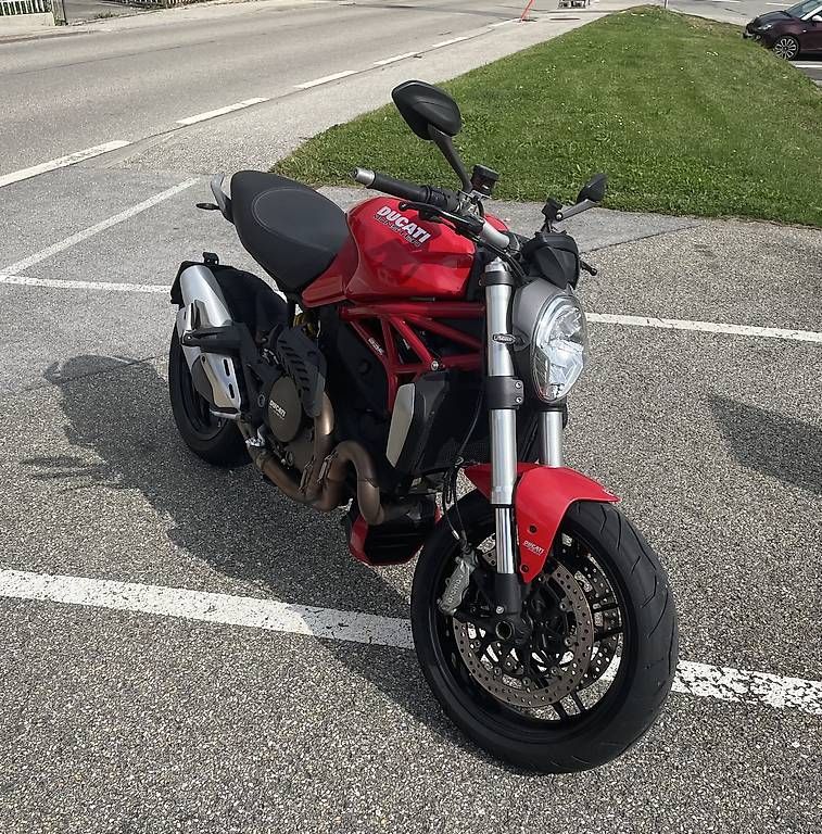 Ducati Strasse: Ducati Monster 1200 ABS – Gebraucht aus geneve von jmreme 1