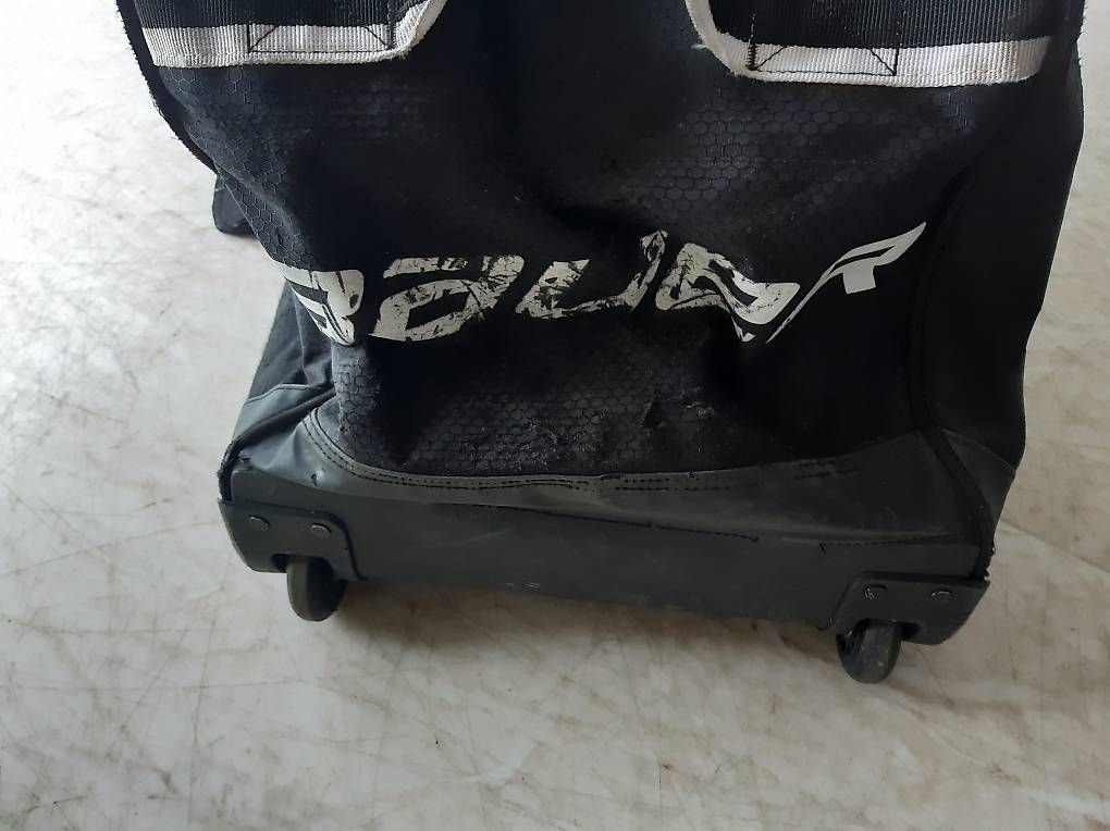 Borse: Bauer Eishockey Tasche – Usato da Zürich venduto da vladm 2