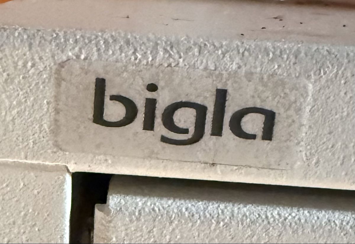 Bigla Scaffali: Bigla Möbel – Usato da Aegerten venduto da Funkygirl0 1