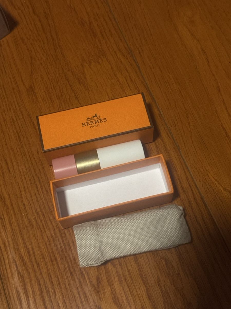 Make-up: Hermès Rose Tan Flabc lip stick – Nuovo e nell'imballaggio originale da Davos Dorf venduto da gin_8k9d