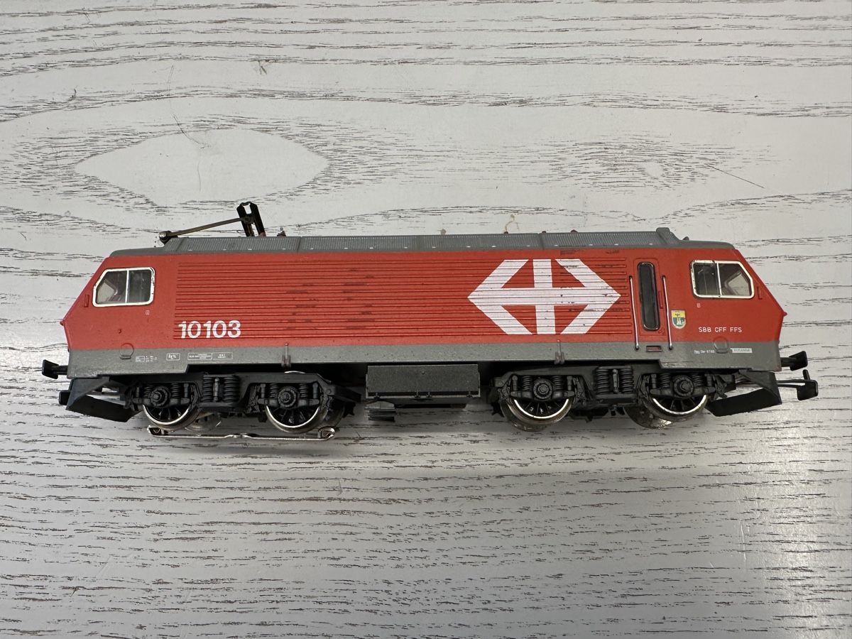 Märklin Modellini di ferrovie: Märklin 3328 SBB Re 4/4 IV – Usato da Lupsingen venduto da New-Haven 3