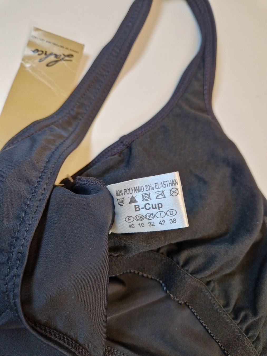 Lahco Costumi da bagno & Bikini: Badehose Damen 38B Lahco Basic Black Red / Rabatt 50% - 70%! – Nuovo e nell'imballaggio originale da Braunau venduto da Brand-Store 9