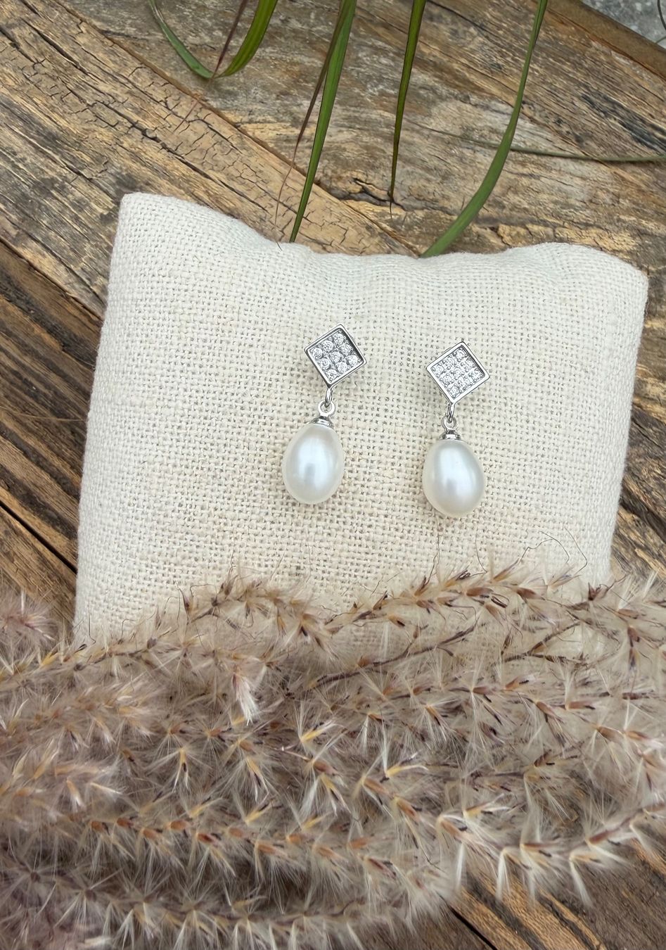 Orecchini pendenti & Orecchini a lobo: Wunderschöne Süsswasserperlen-Ohrringe 925 Silber Stecker – Nuovo e nell'imballaggio originale da Rombach venduto da Ivreajewels 1