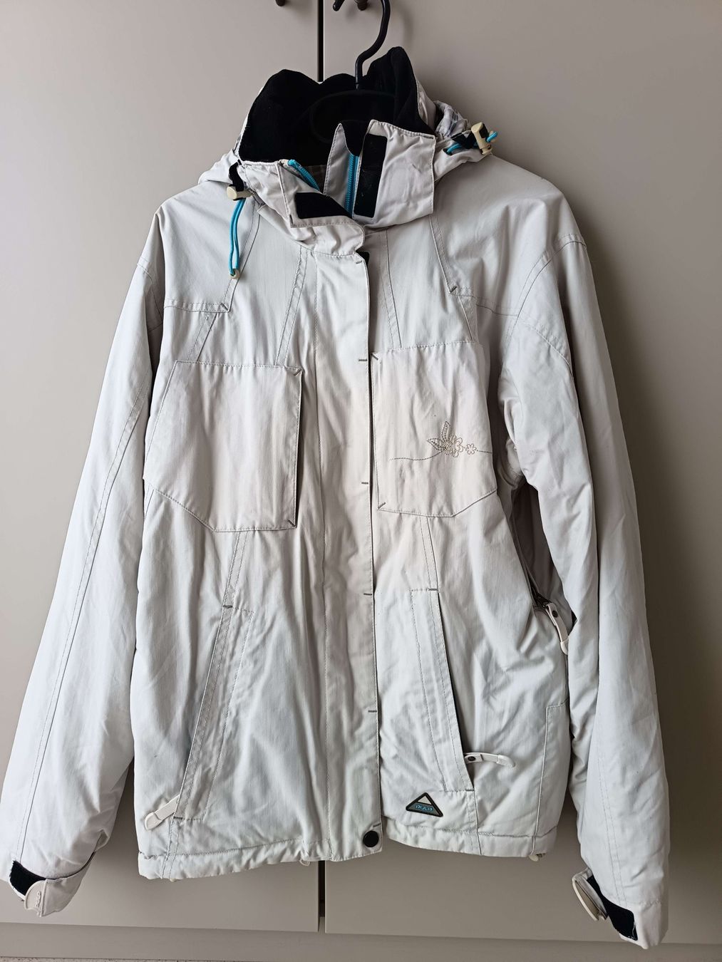 Jacken: Skijacke Pulp beige Gr. S – Gebraucht aus Montlingen von Akitoichiro