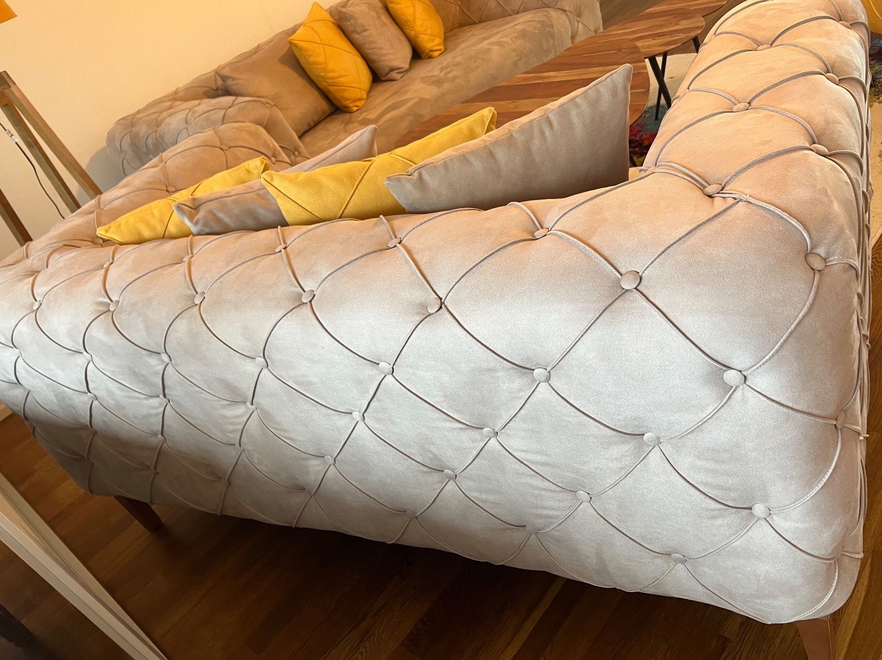 Chesterfield Divani: Designer Chesterfield Wildledersofa – Usato da Glattpark venduto da lisaa 4