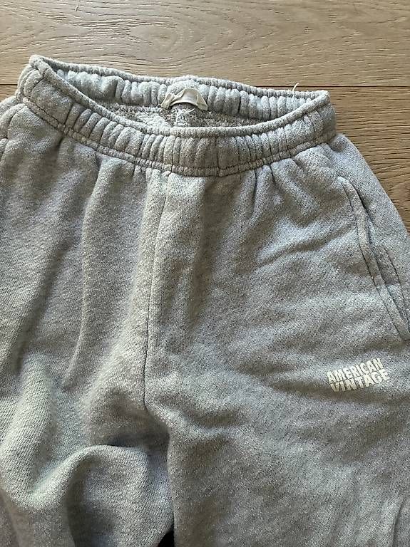 Hosen: American vintage training  – Gebraucht aus Savigny von stestuz 1