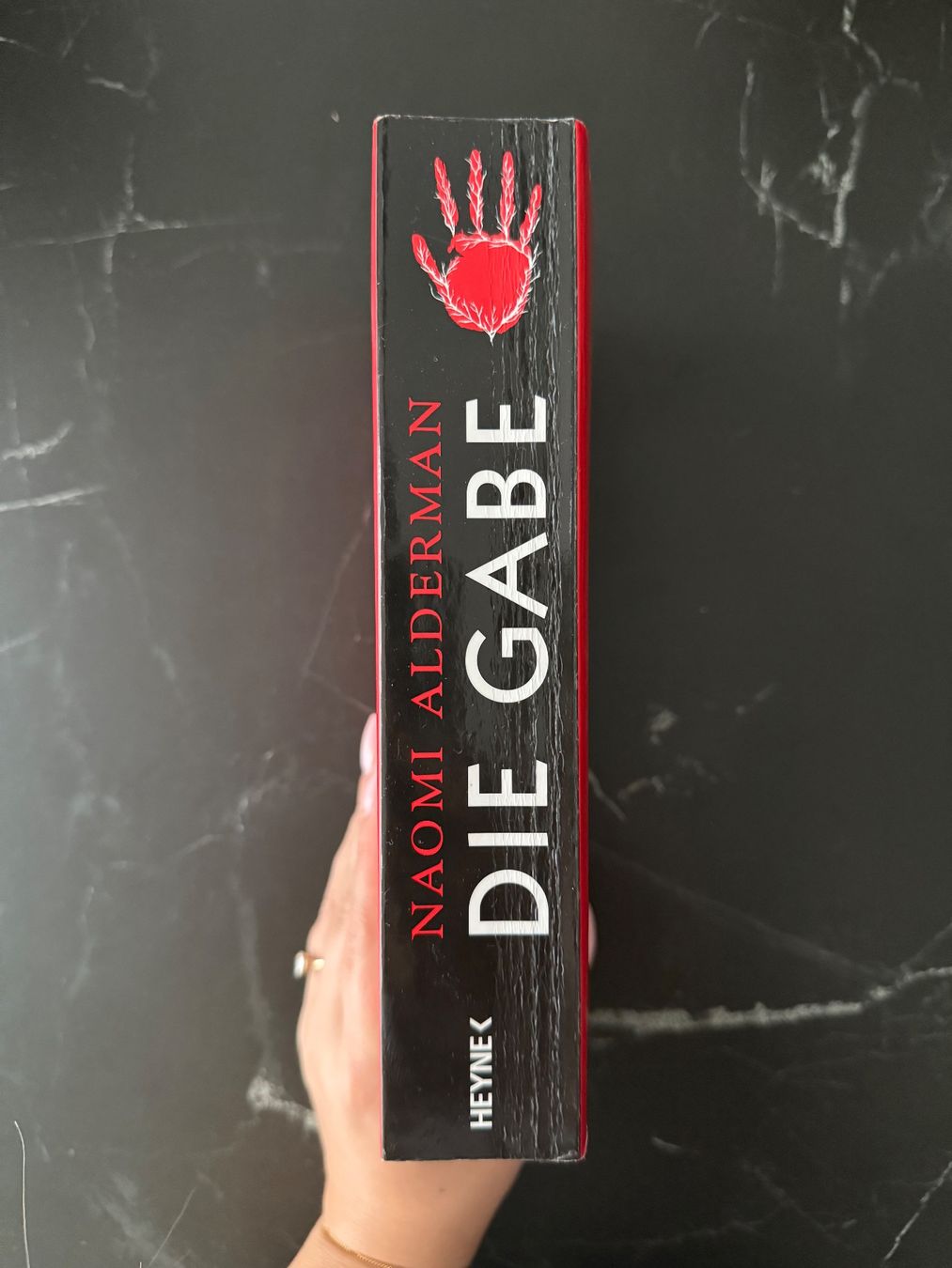 Libri: Die Gabe, Naomi Aldermann – Usato da Bülach venduto da momo-96 2
