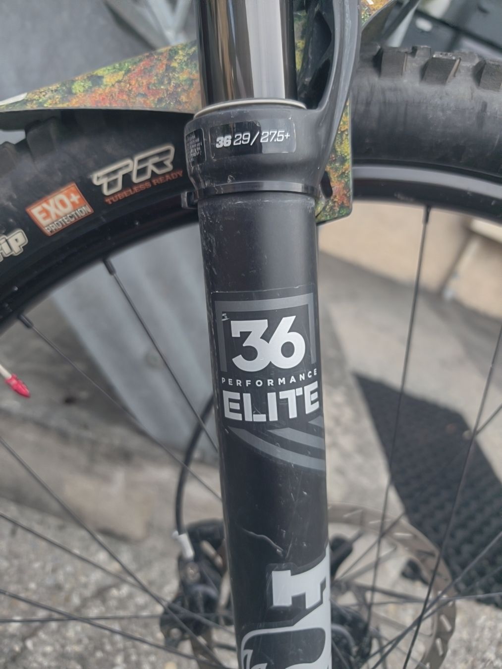 Transition Velos: Carbon MTB Fully Transition Sentinal (Grösse M: 163-181) – Gebraucht aus Horw von sandro_mols 1