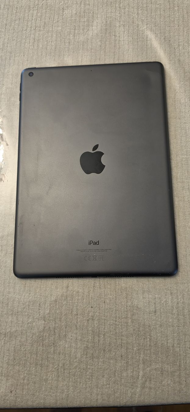 Apple Tablettes PC: Ipad (9Genaration) 26.6 64gb – D'occasion à Lyss par ram76 1