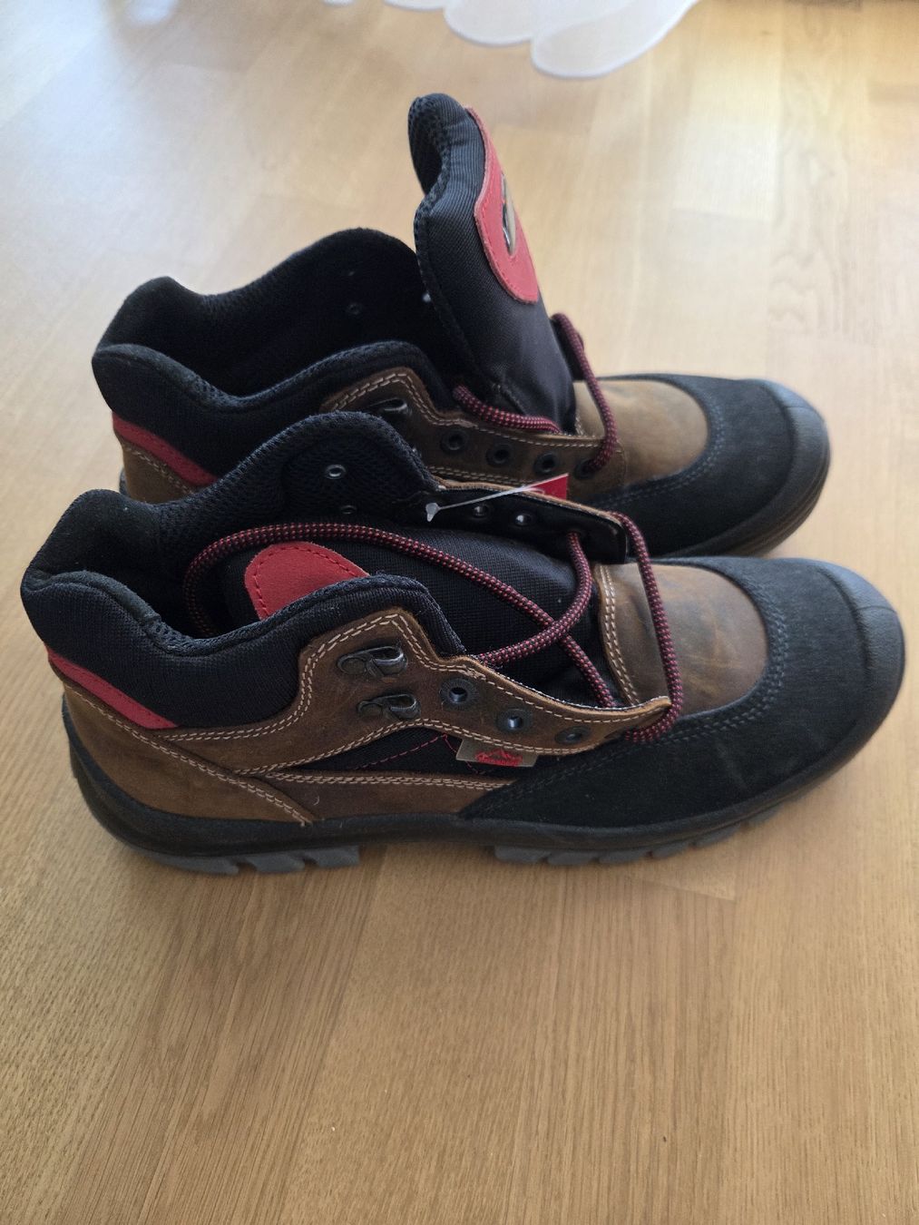 Scarpe da uomo: Remisberg Sicherheitsschuhe – Nuovo (secondo la descrizione) da Rüti ZH venduto da rue_y8fj 2