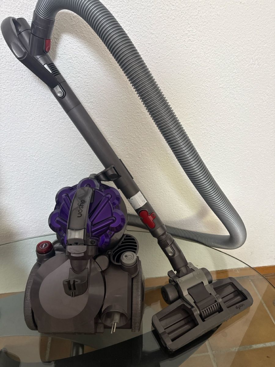 Staubsauger & Zubehör: Aspirateur Dyson  – Gebraucht aus Soyhières von Jura22 2